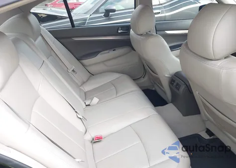 2010 Infiniti G37 Journey z USA, uszkodzony, nr VIN JN1CV6AP5AM409251